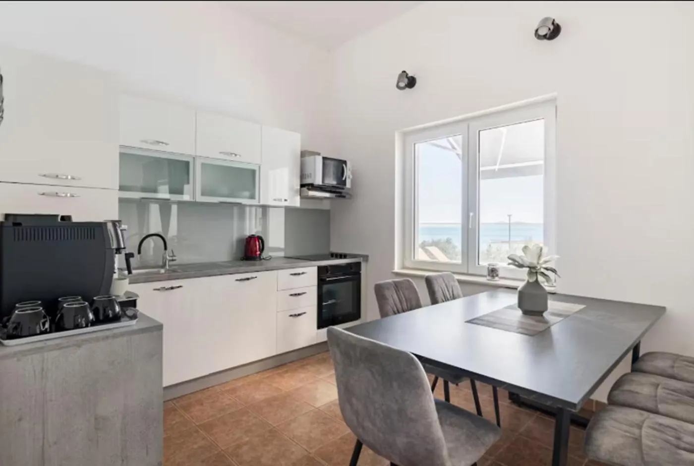 Villa Luxury Villa, 40 Sqm Heated Private Pool, Gym, Seaview, 200M To Beach, 7 Bedrooms Trogir Croatia