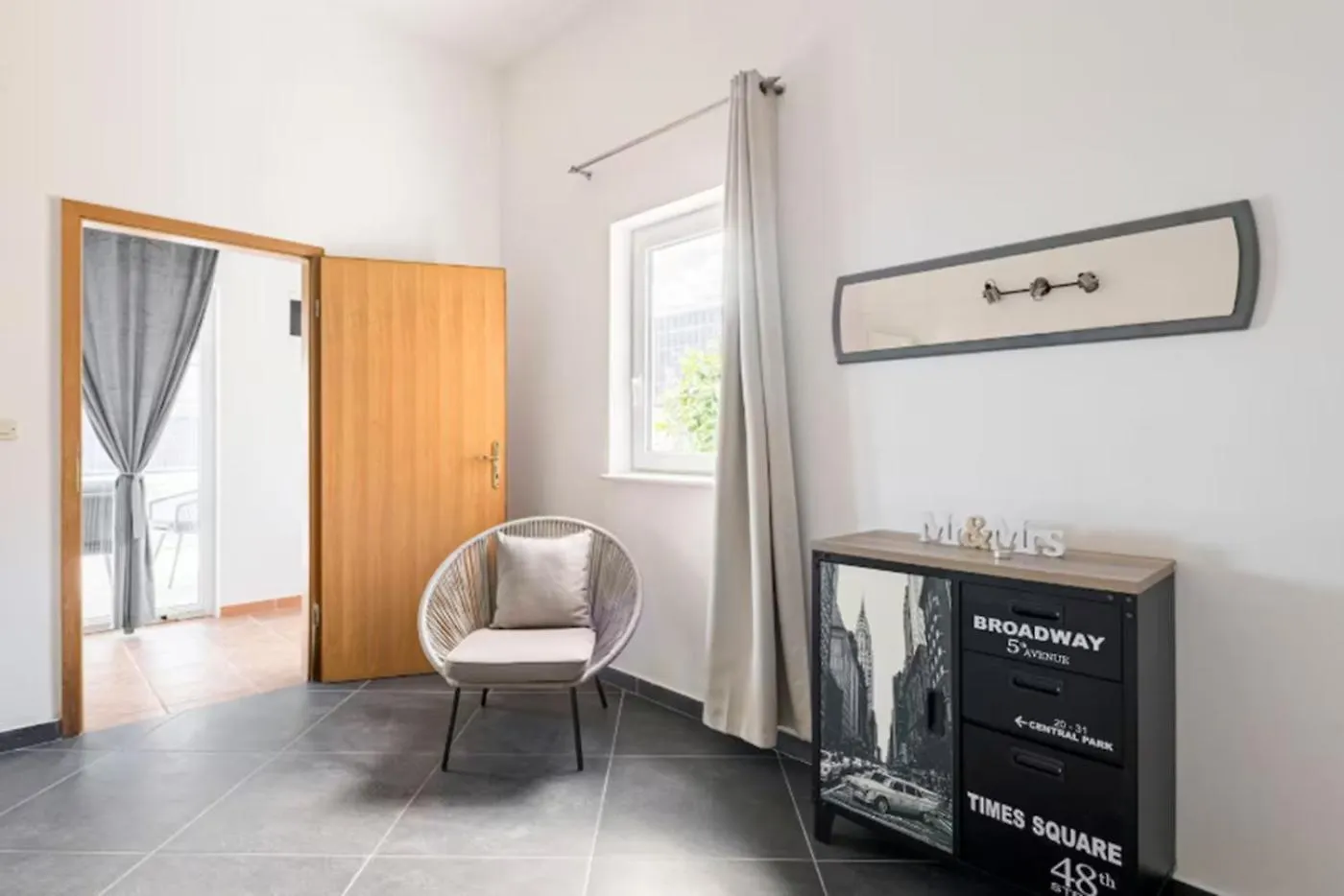 Villa Luxury Villa, 40 Sqm Heated Private Pool, Gym, Seaview, 200M To Beach, 7 Bedrooms Trogir