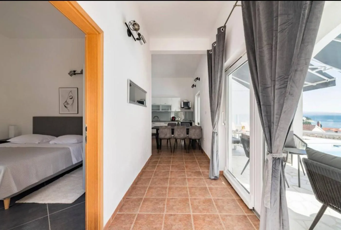 Villa Luxury Villa, 40 Sqm Heated Private Pool, Gym, Seaview, 200M To Beach, 7 Bedrooms Trogir